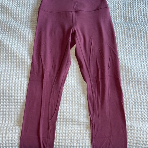 Lululemon Aligns - Picture 1 of 3